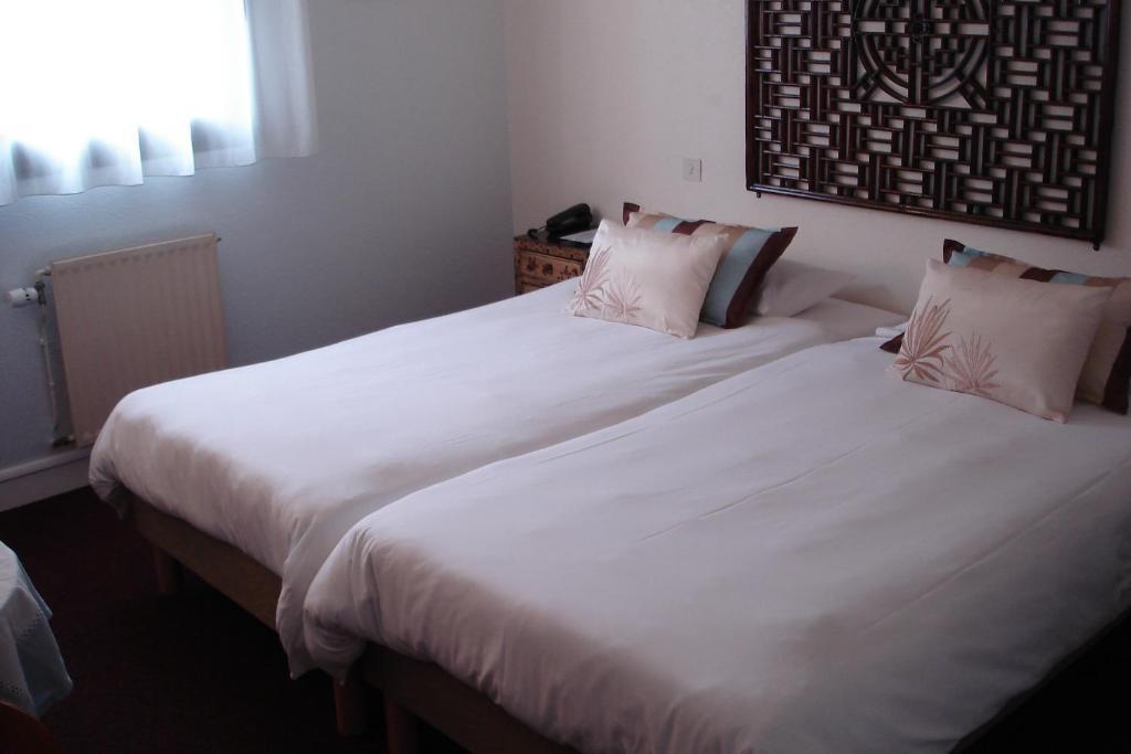 Hotel La Chaumiere Roz-Aven Pont-Aven Habitación foto